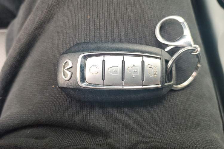 Used Infiniti QX50 2020 Revised Version 2.0T All-Wheel Drive Navigation Edition Vehicle Key