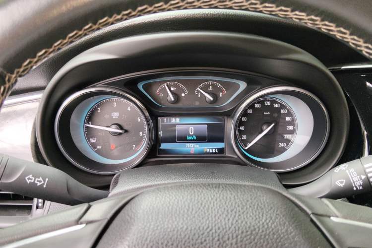 Used Buick Envision 2016 20T Two-Wheel-Drive Elite Model Instrument Cluster