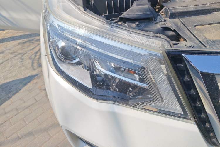 Used Nissan Terra 2018 2.5L Automatic 4x4 Flagship Edition