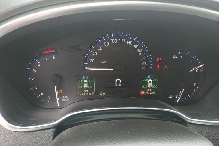 Used Cadillac SRX 2014 3.0L Comfort Model
