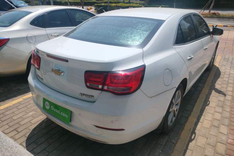 Used Chevrolet Malibu 2017 1.5T Automatic Luxury Edition Rear Right 45 Deg