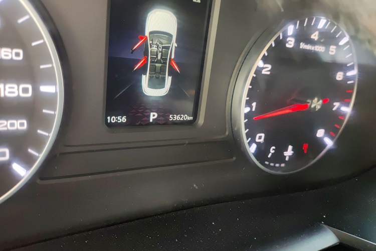 Used MG 5 2022 180 DVVT CVT Youth Luxury Edition
