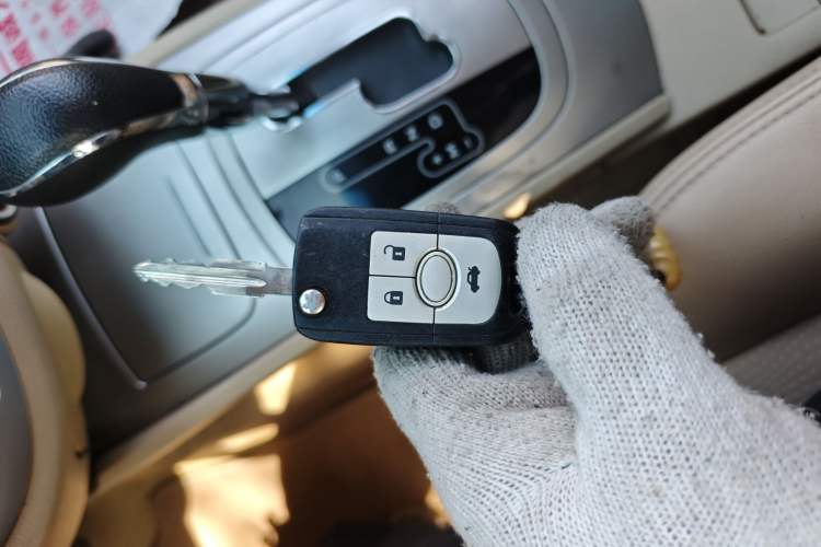 Used Buick Excelle 2013 1.5L Automatic Classic Model Vehicle Key