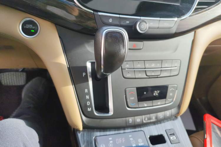 Used Buick GL8 2017 ES 28T Premium Version China V Standard