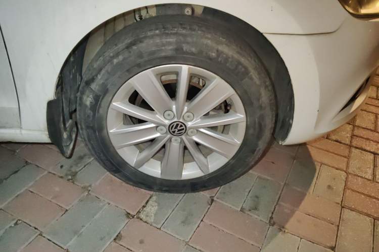 Used Volkswagen Jetta 2013 1.6L Manual Comfort Model
