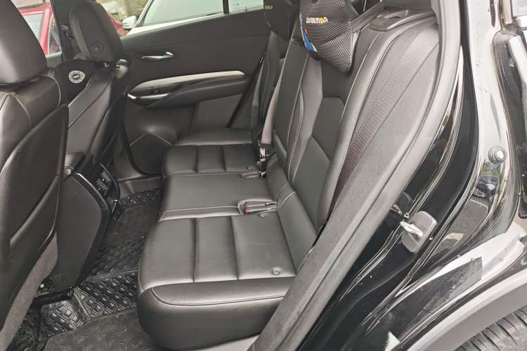 Used Cadillac XT4 2018 28T Two-Wheel Drive Leading Sport Model
