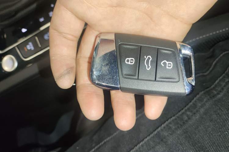 Used Volkswagen FAW-Volkswagen CC 2023 Hunting Vehicle 380TSI Hunter's Heart Edition