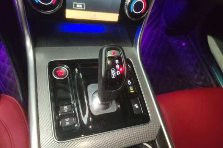 Used Jaguar XEL 2023 2.0T 250 PS R-DYNAMIC S Advanced Sport Edition Gear Lever