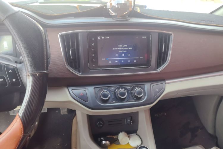 Used FORTHING Lingzhi 2019 M5L 1.6L 7-Seater Luxury Model China VI Standard