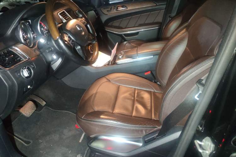 Used Mercedes-Benz GL-Class 2013 GL 500 4MATIC Left Front Seat