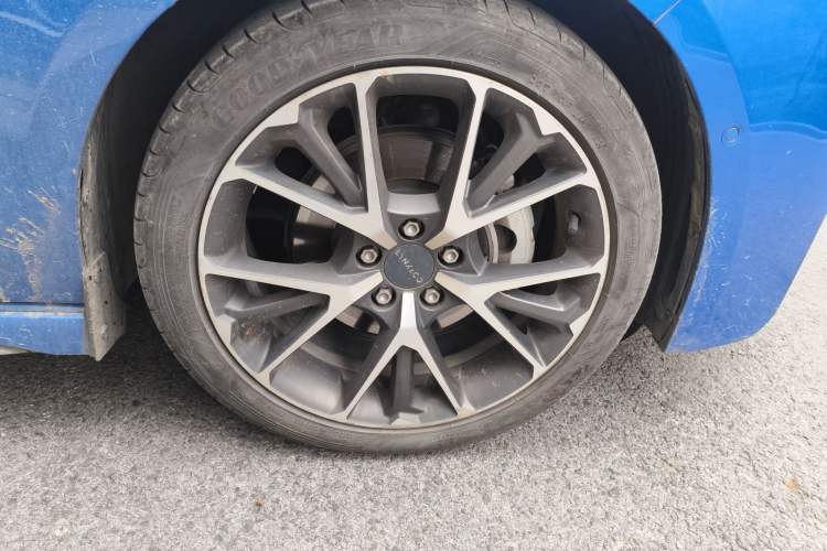 Used Lynk & Co 03 2020 1.5TD DCT JingPro Edition
