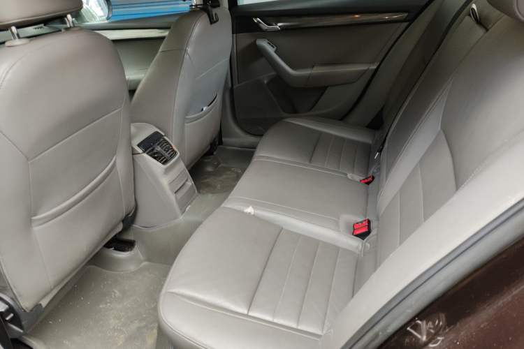 Used Skoda Octavia 2015 1.6L Automatic Yijun Edition