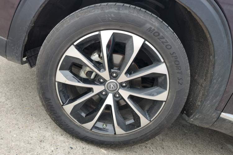 Used CHANGAN CS85 COUPE 2019 1.5T DCT Dynamic Version China VI Standard Left Front Wheel Hub