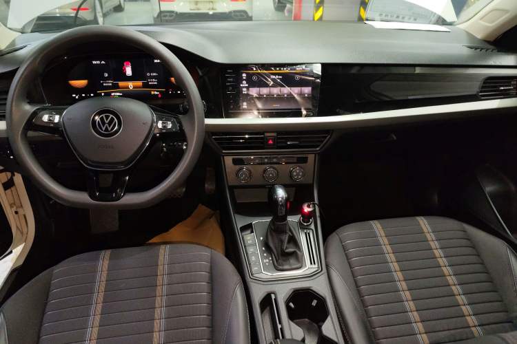 Used Volkswagen Lavida 2021 280TSI DSG Comfort Edition Gear Lever