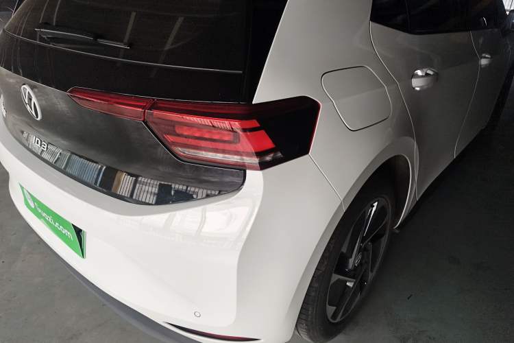 Used Volkswagen ID.3 2025 Smart Edition Outstanding Model
