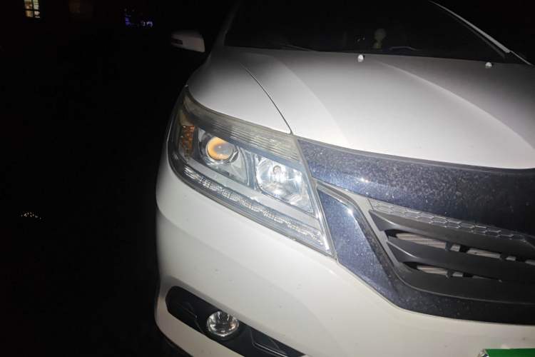 Used Honda Crider 2013 1.8L automatic luxury edition
