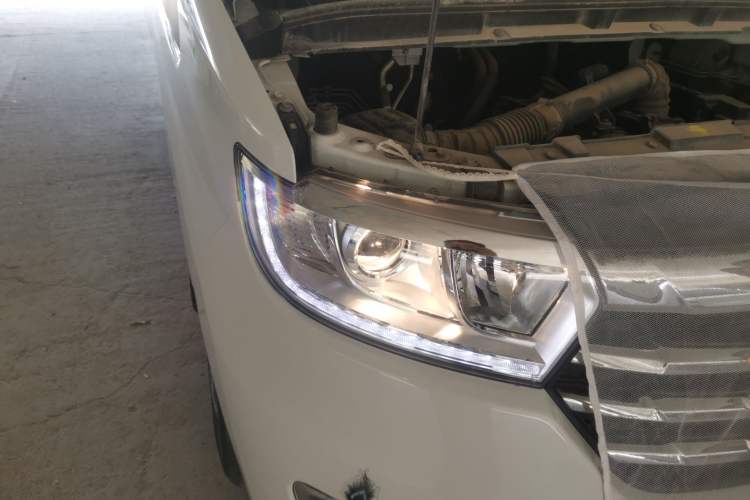 Used JAC Refine M3 2019 IKEA Edition 1.8L Luxury Smart Model
