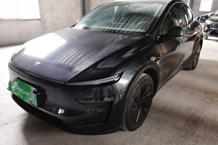 Used Tesla Model Y 2025 Rear-Wheel-Drive Version