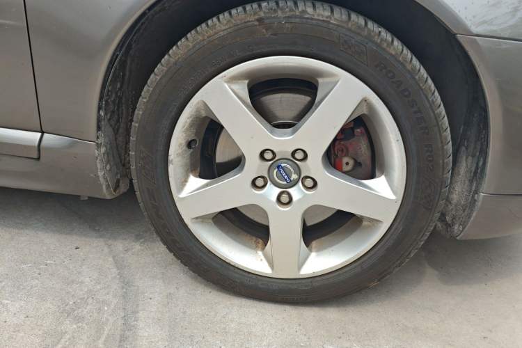 Used Volvo S80L 2011 2.0T ZhiZun Edition
