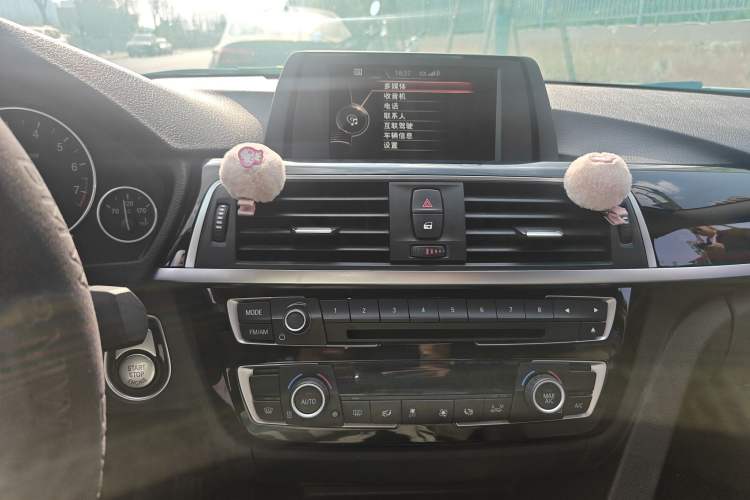 Used BMW 3 Series 2017 320Li Fashion Model
