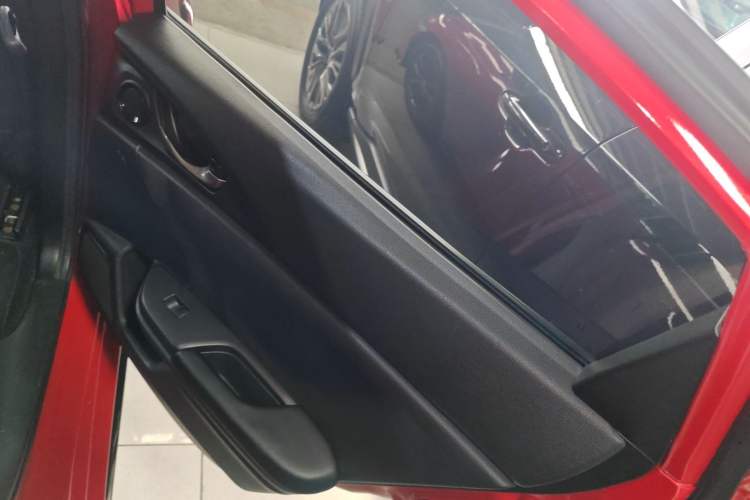 Used Honda Civic 2021 HATCHBACK 220TURBO CVT New Trendsetter Interior 6