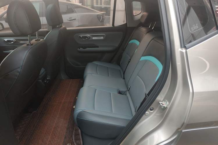 Used AION Y 2023 Plus 510 Smart Edition