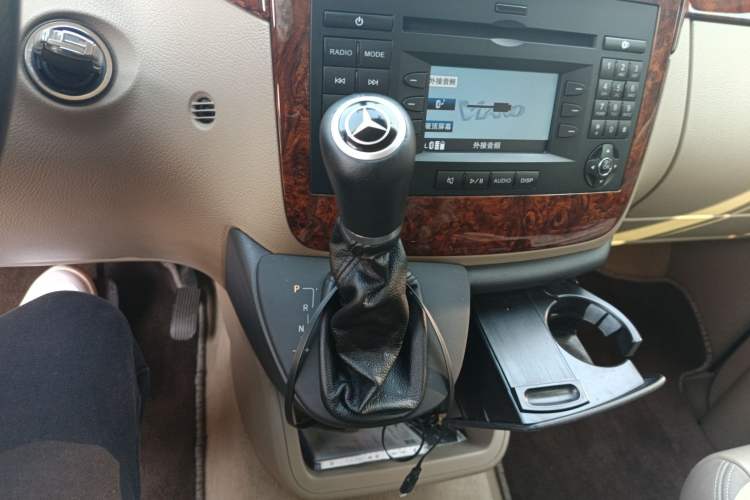 Used Mercedes-Benz Viano 2013 3.0L Comfort Edition