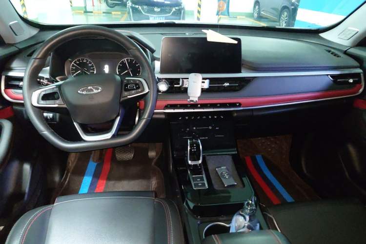 Used Chery Tiggo 7 2022 Super Edition 1.5T CVT Super Warrior Center Console