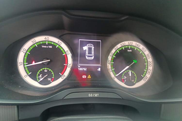 Used Skoda Kodiaq 2018 Facelifted TSI330 5-Seater Two-Wheel-Drive Comfort Edition Instrument Cluster