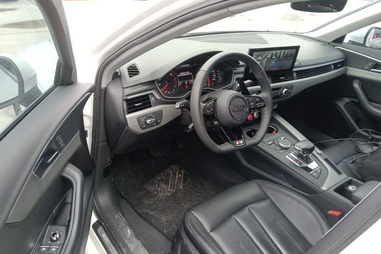 Used Audi A4L 2018 30th Anniversary Edition 40 TFSI Trendy Model Driver Seat