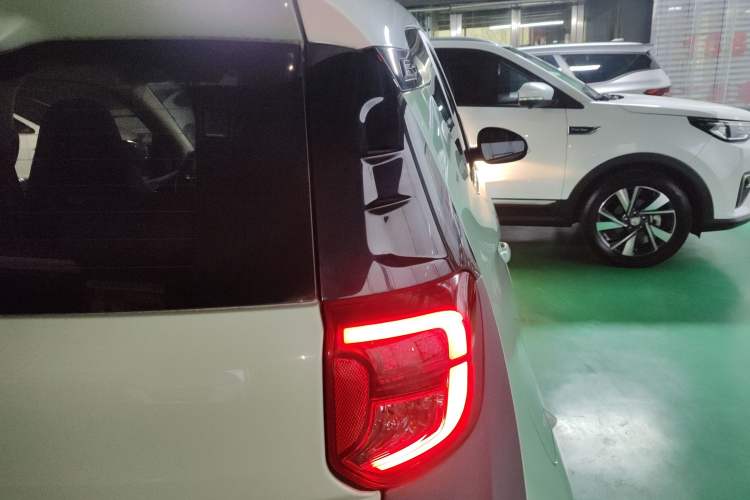 Used Chery Little Ant 2022 Restyled Version Sweet Pink Edition Half-Sugar Version 30.6 kWh 30 kW 301 km