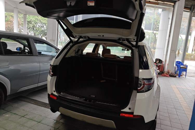 Used Land Rover Discovery Sport 2018 240 PS HSE LUXURY Edition