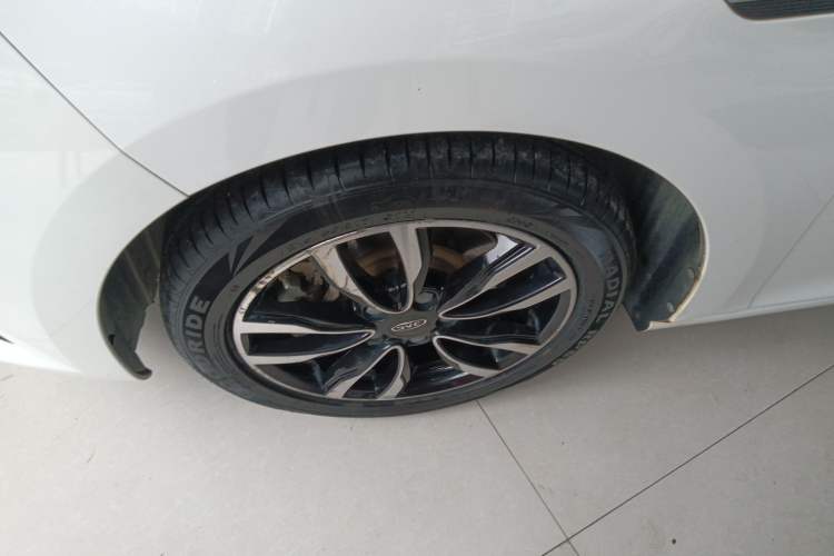 Used JAC Group J7 2020 1.5T CVT Elite Model Left Front Wheel Hub