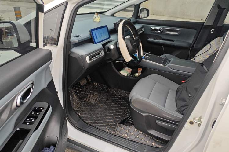 Used AION Y 2023 Plus 510 Enjoy Edition
