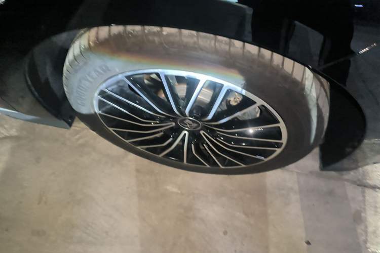 Used BYD Han 2025 DM-i Intelligent Driving Edition 125KM LiDAR Flagship Model