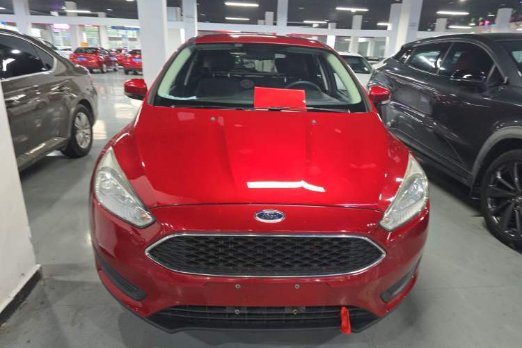Used Ford Focus 2018 Hatchback Classic 1.6L Automatic Comfort Plus SmartDrive Edition Front