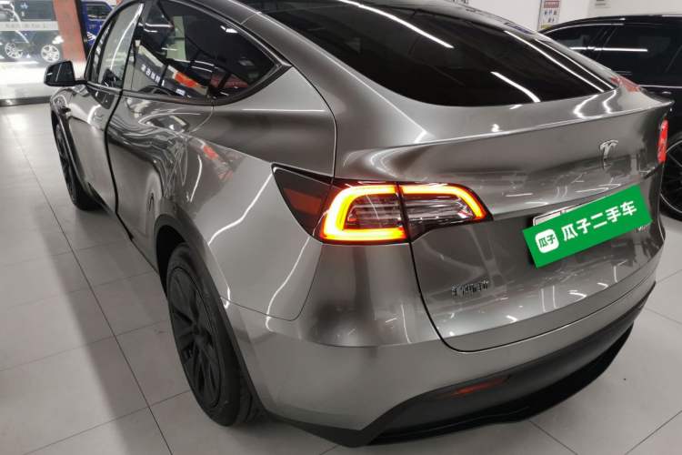 Used Tesla Model Y 2023 Rear-Wheel-Drive Version
