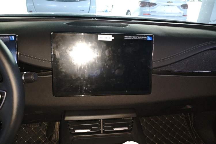 Used BYD Seal 06 New Energy 2025 DM-i Smart Drive 80KM Prestige Model Audio And AC Panel