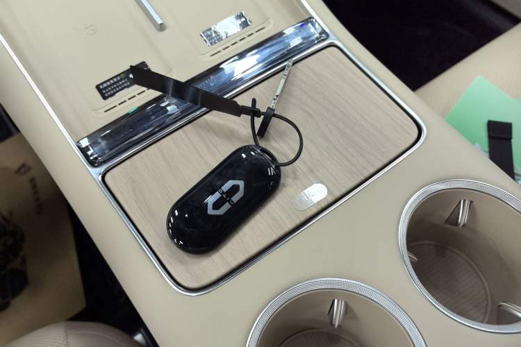 Used Hima AITO M5 2025 Extended-Range Ultra All-Wheel-Drive Version Interior 1