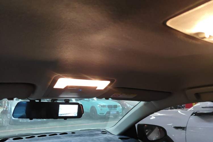 Used Toyota Levin Hybrid E+ 2019 1.8L PH GS E-CVT Elite Edition Headliner