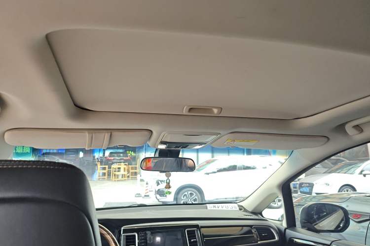 Used Honda Elysion 2019 2.0L Hybrid Luxury Edition Headliner