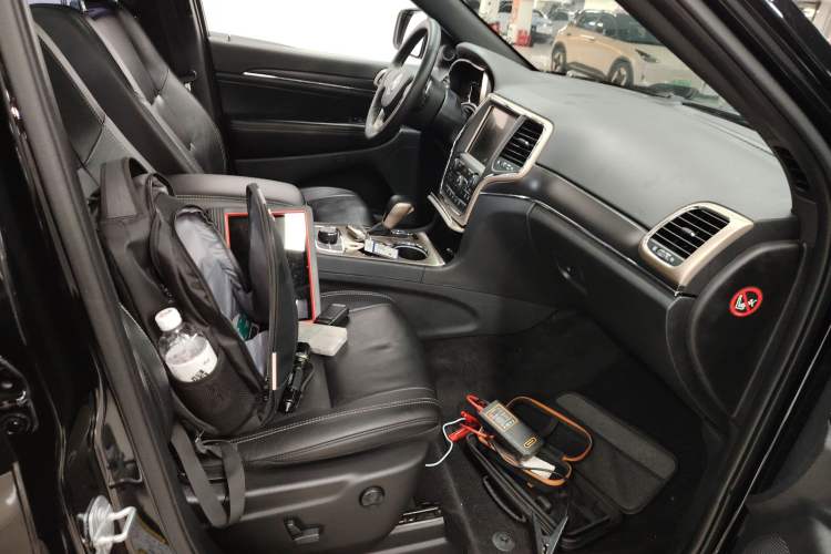 Used Jeep Grand Cherokee 2016 3.0L Comfort Navigation Edition