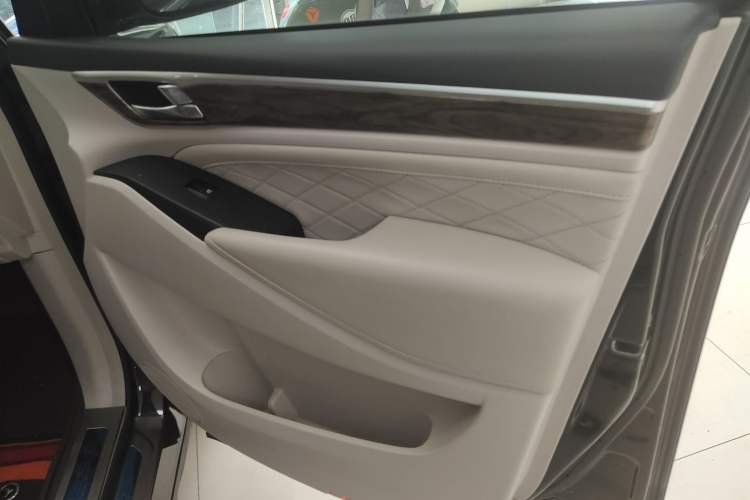 Used GAC Trumpchi M8 2018 320T Luxury Edition