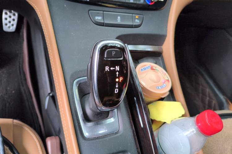 Used Buick LaCrosse 2016 20T Elite Edition Gear Lever