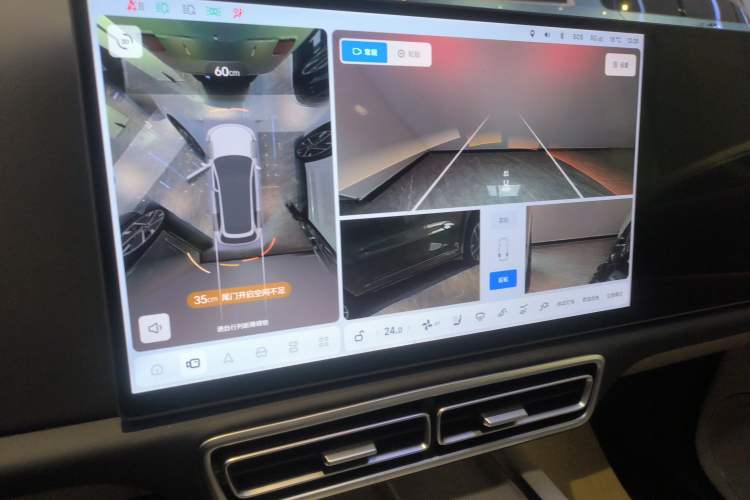 Used Li Auto L8 2025 Ultra Smart Refreshed Edition
