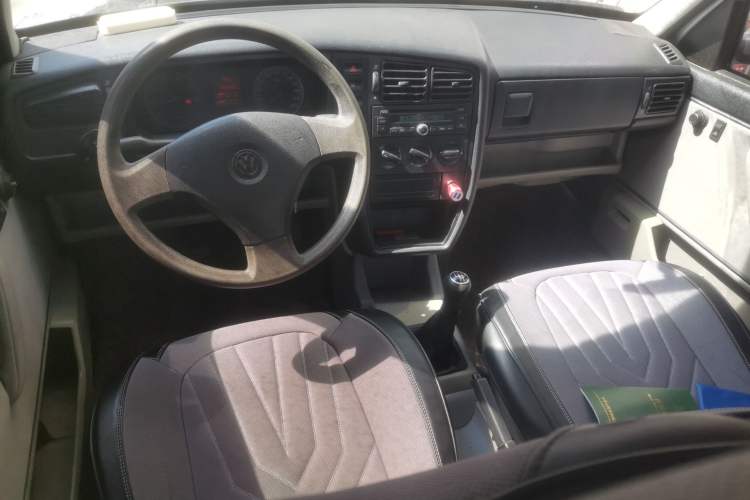 Used Volkswagen Jetta 2010 1.6L Partner
