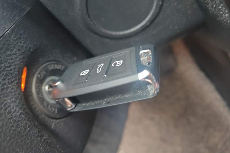 Used Bestune X80 2015 2.0L automatic comfort version
