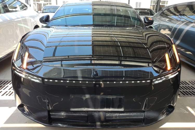 Used Lynk & Co Z10 2025 95 kWh 766 km Range Rear-Wheel Drive Max Front