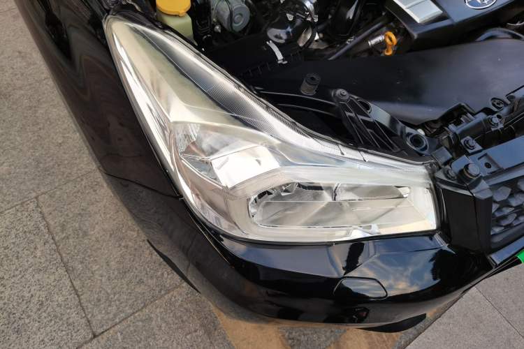 Used Subaru Forester 2013 2.5i Automatic Luxury Edition Exterior 6