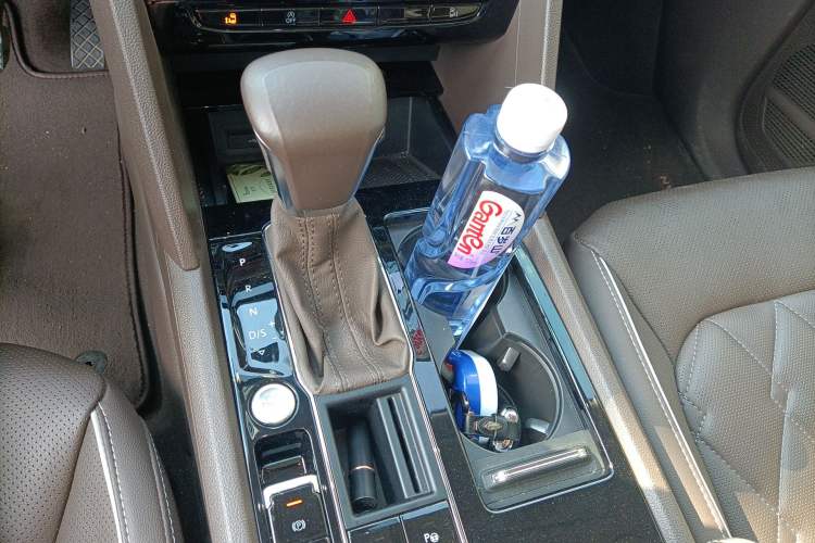 Used Volkswagen Viloran 2020 380TSI Prestige Edition Gear Lever